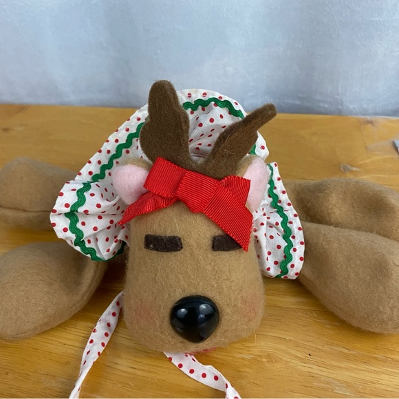 Vintage 1987 Hallmark Rhonda Reindeer Plush Toy - Picture 2 of 5